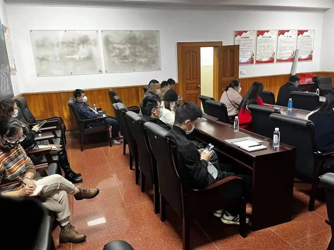 ABUIABACGAAg-ZmnnwYosuO_twYwuAg4qgY.jpg